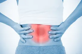 腰椎间盘突出症，记住这两个缓解的方法图片