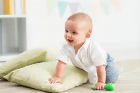 长期佩戴“银手镯”，能吸出体内毒素？银手镯为什么会变黑？图片