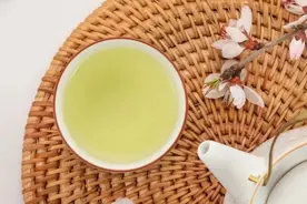 一个人值不值得深交，就看他的“微信名”图片