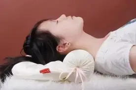 黄豆护颈枕怎么在家自己做？图片