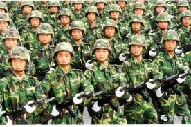 跟随“万岁军”三十年——中国第一支机械化集团军成长纪实（一）图片