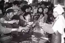 消失在记忆里的粮票制度，在物资不丰富的时代保障了人人有饭吃图片