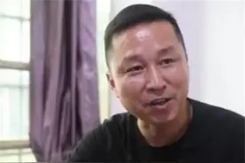 姚志刚：辞去银行行长自主创业，亏损230万后却因送外卖走红图片