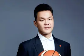 篮球名将朱芳雨：CBA第一个万分先生，结婚、离婚、再婚轰轰烈烈图片