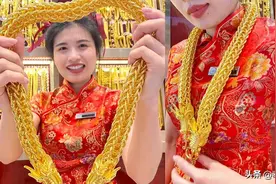 泰国金店推出一公斤半重金项链 迎接春节走红图片