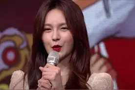 芒果台四小花肿成这样了？沈梦辰梁田都脸僵，只剩刘烨扛住了镜头图片