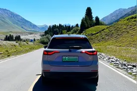 开纯电车，也可以走完独库公路图片