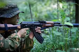 中看不中用的AK47微声突击步枪：萨沙的兵器图谱第375期图片