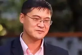 因为反对罪犯子女考公限制，罗翔被骂惨了！图片