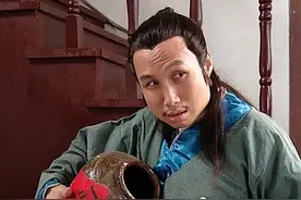 54岁的广州演员蒙伟明，因“尚下九”一角被陈坚雄替代而销声匿迹图片