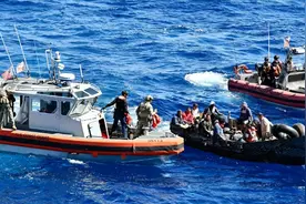 警惕“银河”号事件重演，美国获南太海上执法权，或强登中国船只图片