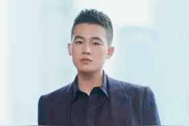 21岁欧豪被海清“封神”，成名之路却不易，靠自己给父母买房图片