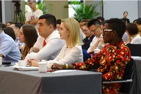 “来西交大留学真好”，外籍学生不交学费还给零用钱，竟有这好事图片