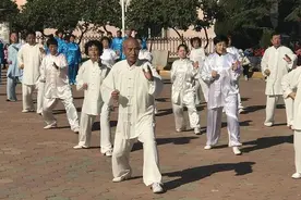 因为一个噩梦堂弟特来看我，让我明白了“打断骨头连着筋”的亲情图片