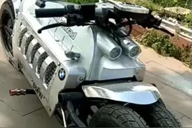 世界上最快的摩托车！时速640公里！陆地飞机图片