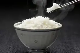 一碗米饭的故事图片