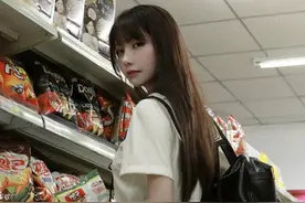 知名游戏女主播为保全隐私却遭邻居辱骂：被敲门是因头像太骚？图片