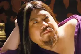 同样是演曹操，把鲍国安、陈建斌、郭德纲放一起，差别一目了然图片