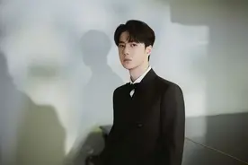 内娱三大经纪公司：乐华娱乐暂缓上市，时代峰峻开始推三代团图片