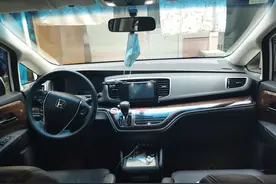 才9万公里就大片漏油？这辆奥德赛颠覆买主的认知，真不能神话本田图片