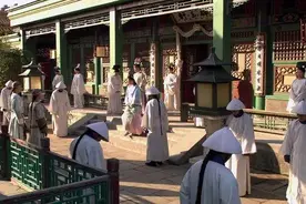 古代妃子去世后，除了沐浴净身，很多还需要将肛门堵住。图片