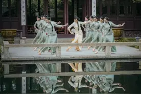 火出圈！来苏州看一袭旗袍争春色！图片