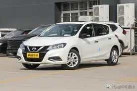 新车 | 售12.39万 竞争思域/高尔夫 新款东风日产骐达TIIDA到店实拍图片