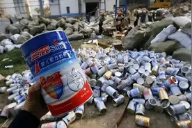 30万孩子受害！2008年三鹿毒奶粉事件，对中国乳业造成了多大影响图片