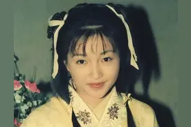 疫情下失业明星现状：吃不上饭、送外卖、当保安、偷偷当志愿者图片