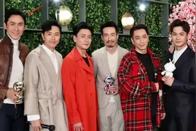 TVB春晚：陈豪站C位，黄宗泽吴卓羲似双胞胎，马国明马德钟差别大图片