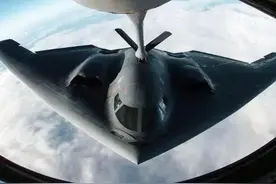 无可匹敌的幽灵战神：B2轰炸机，美国自称世界最牛轰炸机！图片