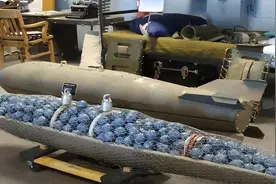 10万枚集束弹药马上到战场，苏洛维金防线面临巨大考验图片