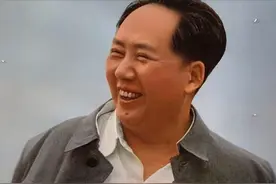 东方红卫星发射前，周恩来询问要不要装自爆系统，毛泽东：不必图片