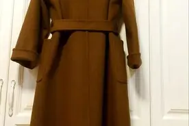 原来毛呢大衣还可以这样洗，省钱了，以前都白洗了吗？图片