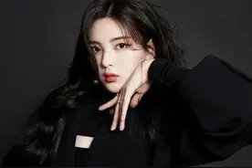 黑色纯棉衣裤穿掉色，不要在扔了，用这三种东西泡泡就焕然一新图片