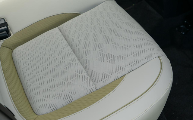 ���� | 10��15�򼶵�������ȤSUV���Լ�����ȫ����ͼ˹