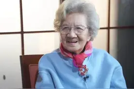 94岁国民奶奶刷屏！62岁红遍上海滩，几代人的难忘记忆，一生坎坷两段婚姻刻骨铭心图片