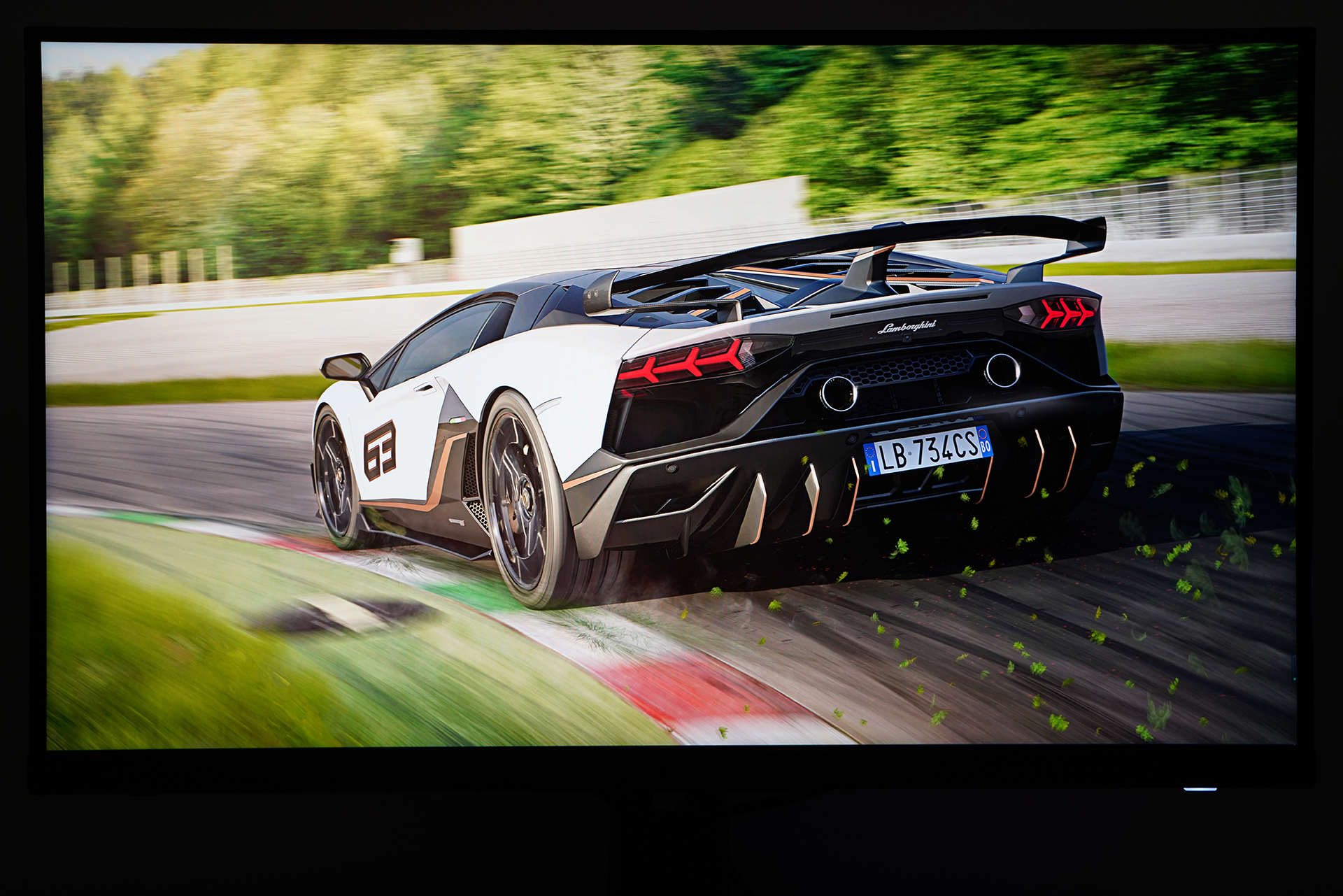 电脑显示器有4k的吗_微星MPG321UR-QD量子点显示器评测_MSI MPG321UR-QD 4K 144Hz电竞显示器