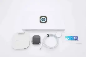 自带USB-C编织线更耐脏耐用，Apple Watch Ultra原装无线充电器拆解图片