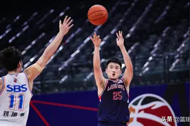 正式离队！李京龙被郭士强放弃，或加盟上海男篮图片