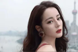 “水后”迪丽热巴：当上金鹰女神被全网嘲，杨幂的指定接班人？图片