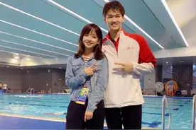 一天内3个桃色新闻，孕期出轨、哺乳期夜会美女，看得我血压升高图片