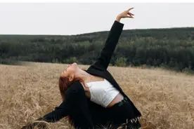 为什么你总是很累？今天想用大张伟的话收尾图片