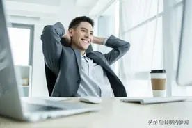 同学给副县长当过4年司机，考上了事业编制图片