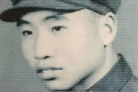 故事：中国硬汉，宣判死亡78天后苏醒，带着100块弹片活下来图片