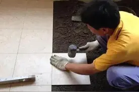 贴瓷砖手工费是多少？为什么费用那么高？我踩坑了吗？图片