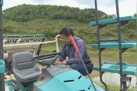 喜迎二十大——十人十年·见证凉都巨变丨月亮河畔 有机红米的“追梦人”图片