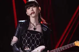 《浪姐3》初舞台神仙打架：吴谨言跳哭谢娜，于文文太拽被骂图片