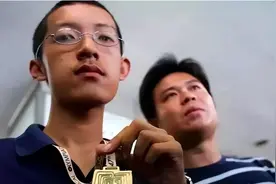 北大学霸柳智宇出家12年后还俗：开明的父母终于等到这一天图片