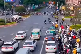 广州把锅甩在电动车上，遭到群嘲，拥堵问题不是电动车造成的图片